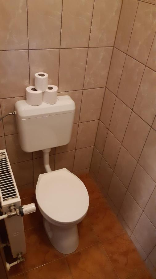 Bajusz Vendeghaz Hotel Tornyosnémeti Екстериор снимка